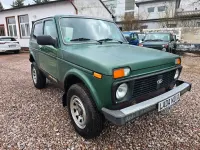 Second-hand Lada niva 83 CP (61 kW) 2011 Verde SUV