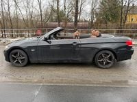 Gebraucht BMW 330 Cabriolet 272 PS (200 kW) 2009 Schwarz Cabrio