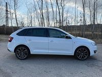 Gebraucht Skoda Rapid 105 PS (77 kW) 2015 Weiß Kleinwagen