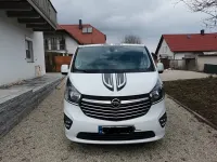 Gebraucht Opel Vivaro S 145 PS (106 kW) 2017 Weiß Van / Kleinbus