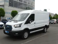 Gebraucht Ford E-Transit 135 kW (184 PS) 2023 Weiß Van