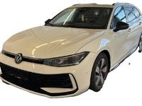 Gebraucht VW Passat R-line 150 PS (110 kW) 2025 Weiß Kombi