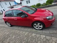 Gebraucht VW Golf VI Style 105 PS (77 kW) 2011 Rot Kleinwagen