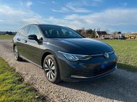 Gebraucht VW Golf VIII Move 150 PS (110 kW) 2023 Grau Kombi