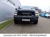 Gebraucht Dodge Ram 401 PS (294 kW) 2023 Diamond black Pickup