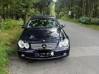 Gebraucht Mercedes CLK320 Elegance 218 PS (160 kW) 2004 Blau Cabrio
