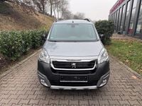 Gebraucht Peugeot Partner Tepee 120 PS (88 kW) 2017 Silber Van / Kleinbus