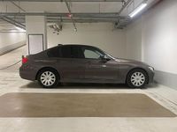 Gebraucht BMW 320 184 PS (135 kW) 2014 Grau Limousine