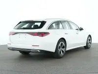 Gebraucht Mercedes E200 Avantgarde 204 PS (150 kW) 2025 Andere Limousine