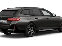 Second-hand BMW 540 Performance 303 CP (222 kW) 2026 Gri Break