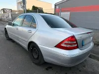Gebraucht Mercedes C200 163 PS (119 kW) 2004 Silber Limousine
