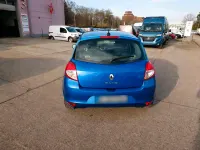 Gebraucht Renault Clio III 75 PS (55 kW) 2011 Blau Kleinwagen