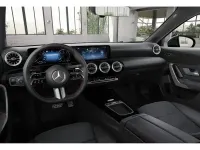 Gebraucht Mercedes A200 AMG 150 PS (110 kW) 2025 Schwarz Limousine