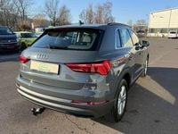 Gebraucht Audi Q3 Basis 150 PS (110 kW) 2023 Grau SUV