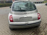 Gebraucht Nissan Micra 65 PS (47 kW) 2006 Silber Kleinwagen
