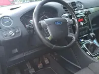 Gebraucht Ford S-MAX S 140 PS (102 kW) 2013 Schwarz Van / Kleinbus