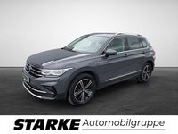 Gebraucht VW Tiguan Elegance 150 PS (110 kW) 2023 Weiß (oryxweiß perlmutteffekt) SUV