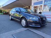 Gebraucht Audi A3 Attraction 105 PS (77 kW) 2013 Lavagrau perleffekt Kleinwagen