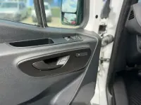 Używany Mercedes Sprinter 190 KM (139 kW) 2020 Biały Van