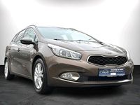 Gebraucht Kia Ceed 128 PS (94 kW) 2013 Braun Kleinwagen