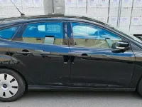 Gebraucht Ford Focus 100 PS (73 kW) 2014 Schwarz Limousine