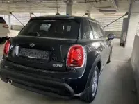 Usado Mini Cooper 136 CV (100 kW) 2023 Negro Utilitario