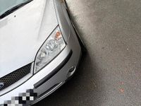 Gebraucht Ford Mondeo 110 PS (80 kW) 2001 Silber Limousine