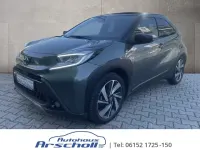 Gebraucht Toyota Aygo X X-plore 72 PS (52 kW) 2023 6w4)/ black mica (209) (gruen SUV
