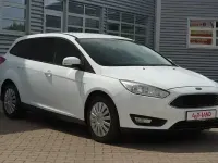Gebraucht Ford Focus 120 PS (88 kW) 2018 Weiß Kombi