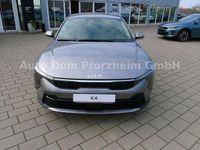 Neu Kia K4 Spirit 150 PS (110 kW) 2026 Grau Limousine