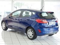 Gebraucht Ford Fiesta Cool & Connect 101 PS (74 kW) 2018 Blau Kleinwagen