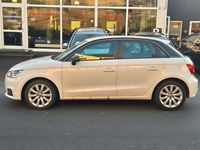 Gebraucht Audi A1 Sportback Basis 95 PS (69 kW) 2015 Cortinaweiss Kleinwagen