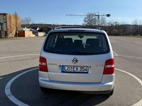 Gebraucht VW Touran Basis 116 PS (85 kW) 2004 Grau Van / Kleinbus