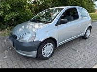 Gebraucht Toyota Yaris 69 PS (50 kW) 2001 Grau Limousine