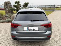 Gebraucht Audi A4 Basis 218 PS (160 kW) 2016 Grau Kombi
