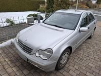 Gebraucht Mercedes C180 129 PS (94 kW) 2001 Silber Limousine