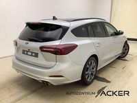 Gebraucht Ford Focus ST-Line X 116 PS (85 kW) 2025 Silber Limousine