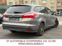 Gebraucht Ford Focus Trend 101 PS (74 kW) 2012 Braun Kombi