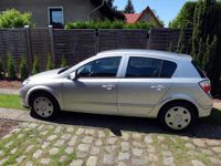 Gebraucht Opel Astra 90 PS (66 kW) 2006 Silber metallic Limousine