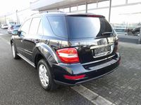 Gebraucht Mercedes ML350 231 PS (169 kW) 2010 Schwarz SUV
