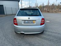Gebraucht Skoda Fabia 75 PS (55 kW) 2002 Silber Kleinwagen