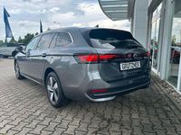 Gebraucht VW Passat 150 PS (110 kW) 2024 Kombi