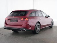 Gebraucht Mercedes E220 AMG 197 PS (144 kW) 2025 Rot Limousine