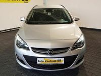 Gebraucht Opel Astra Edition 110 PS (80 kW) 2014 Silber metallic Kombi