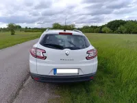Używany Renault Mégane 101 KM (74 kW) 2012 Biały Sedan/Limuzyna
