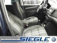 Gebraucht VW Sharan Match 140 PS (102 kW) 2012 Blau metallic Van / Kleinbus