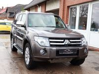 gebraucht Mitsubishi Pajero 3.2 Aut DI-D Limited Edition Pano.Tüv NEU