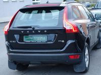 Gebraucht Volvo XC60 Kinetic 163 PS (119 kW) 2011 Black stone SUV