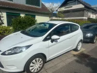 Gebraucht Ford Fiesta 60 PS (44 kW) 2009 Weiß Limousine