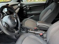 Second-hand Mini ONE 102 CP (75 kW) 2019 Negru Hatchback